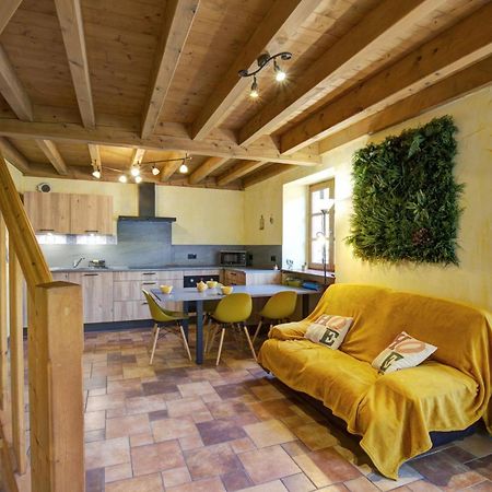 Gite De Charme Avec 2 Terrasses, Au Coeur Du Parc Du Pilat, Confortable Et Equipe - Fr-1-496-40 Malleval Exterior photo