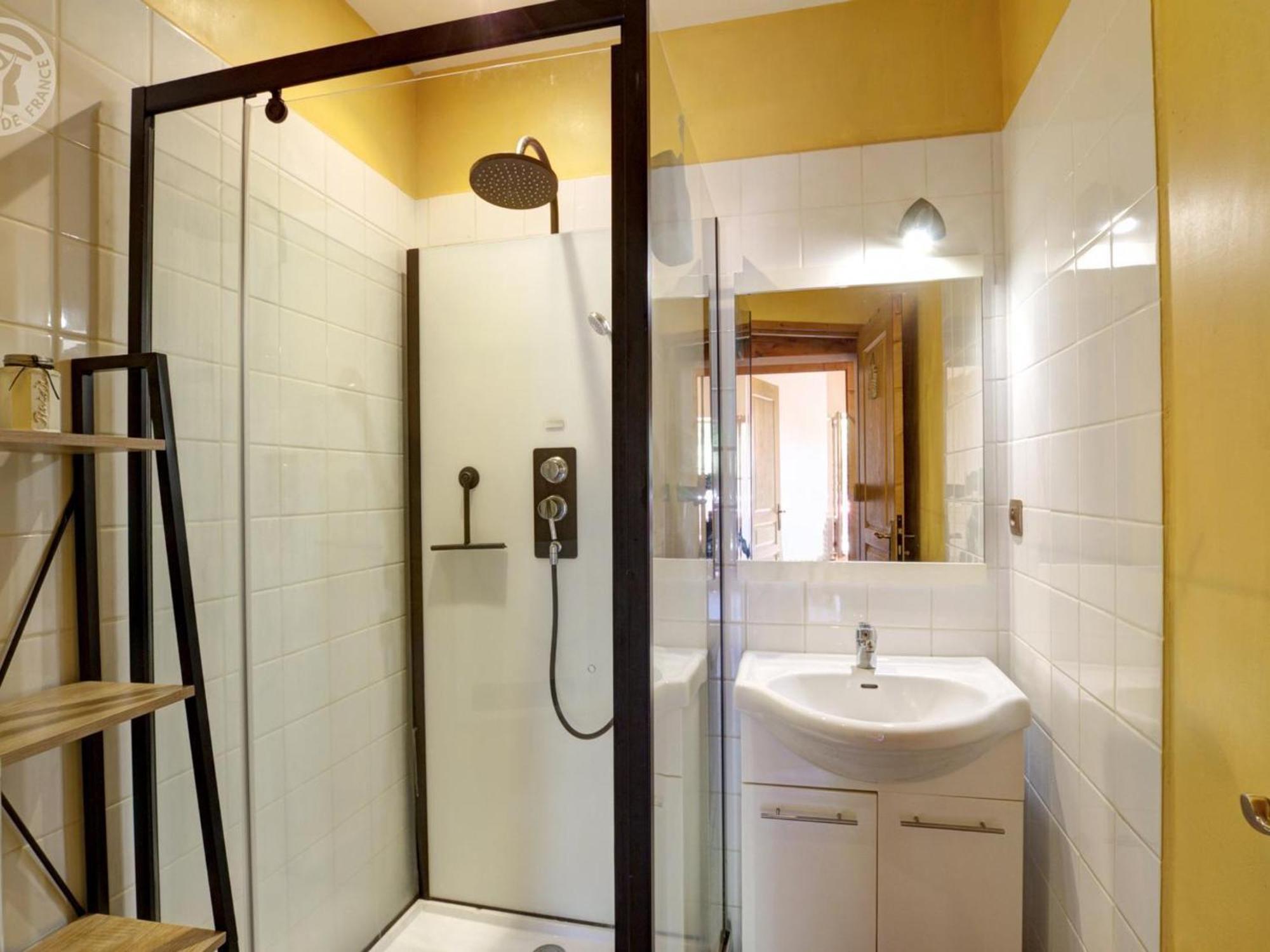 Gite De Charme Avec 2 Terrasses, Au Coeur Du Parc Du Pilat, Confortable Et Equipe - Fr-1-496-40 Malleval Exterior photo